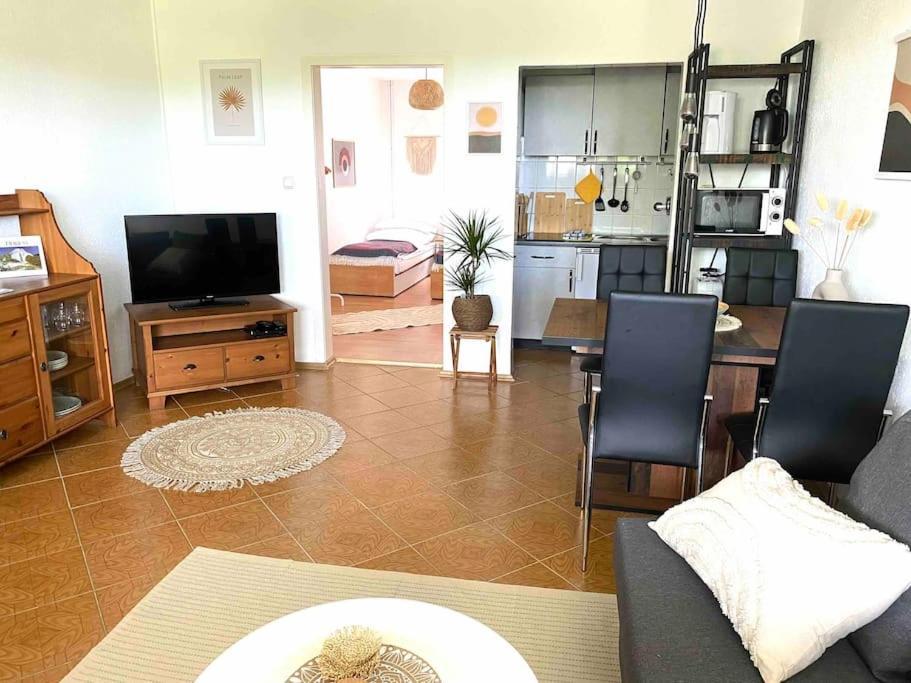 Ferienwohnung Nr. 1 Terrasse Bodden Kanu Bootssteg Zudar Eksteriør billede